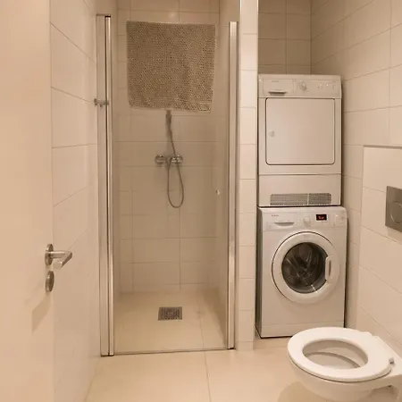 Quarto em Acomodações Particulares Relax Mail Box Big Kitchen Wi-fi Washing & Dryer Oslo